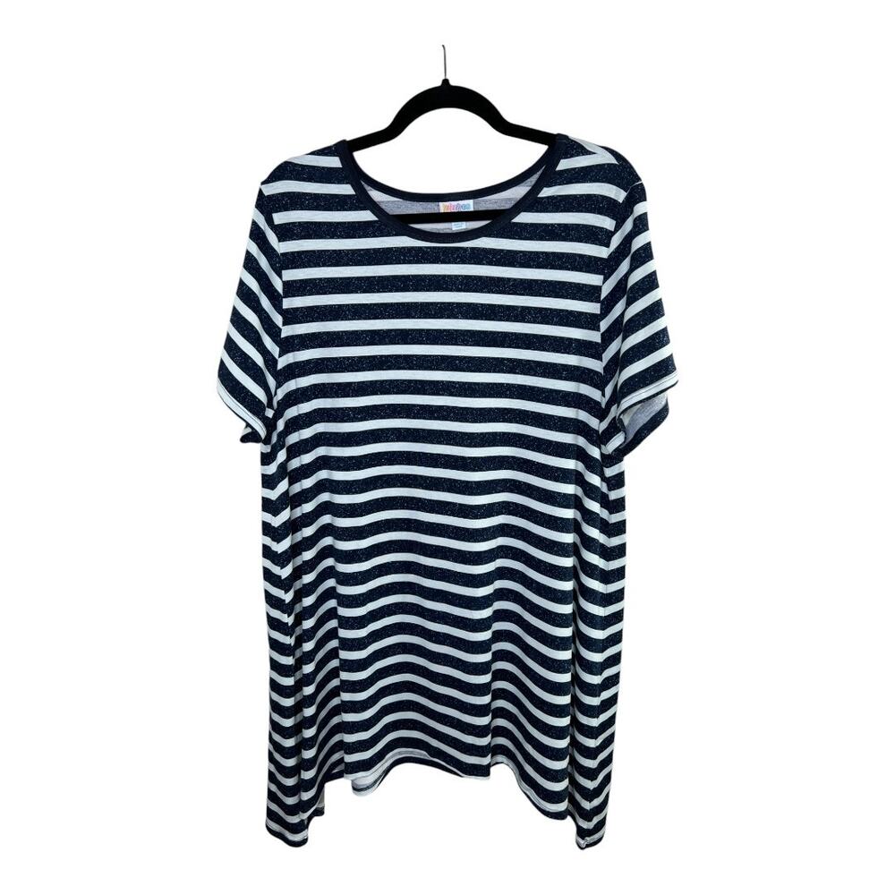 Lularoe Melissa Shark Bite Hem Navy & Mint Green Top Size 2XL